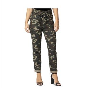 NWT Almost Famous High Waisted Paperbag Camo Jeans